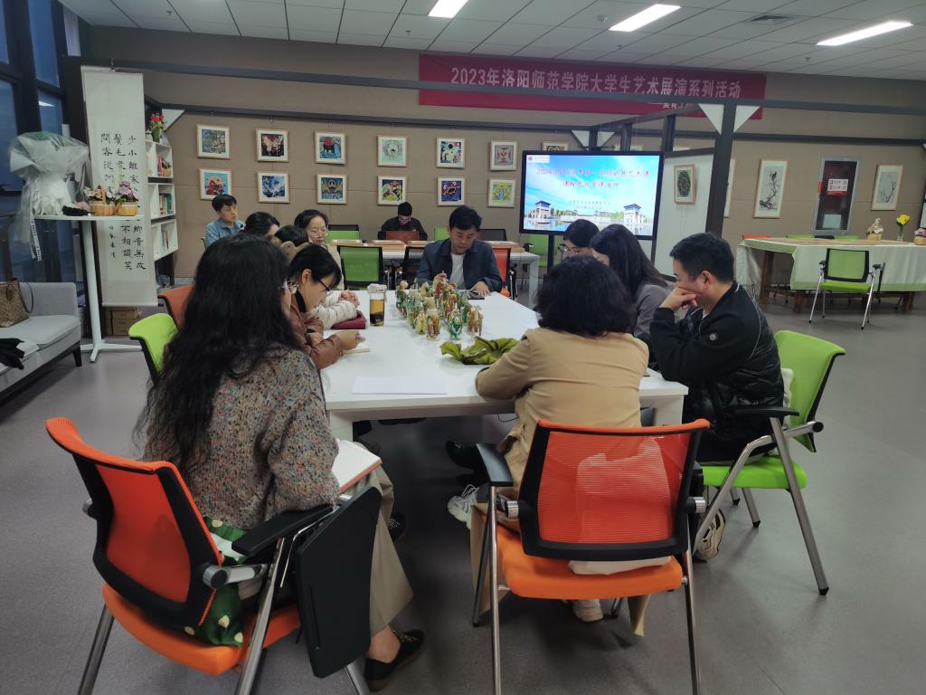 公共藝術(shù)與勞動(dòng)教育中心開(kāi)展課程思政集體備課磨課活動(dòng) 組織文化藝術(shù)交流活動(dòng)